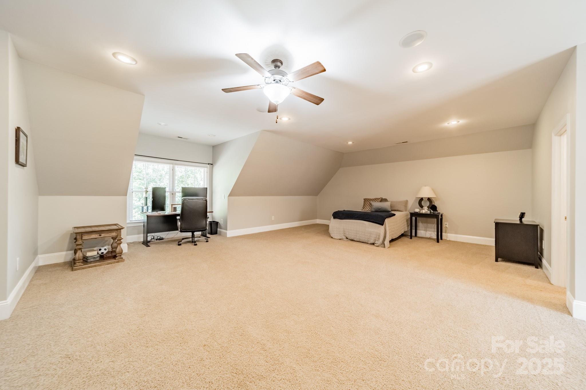 Sailview - Residential