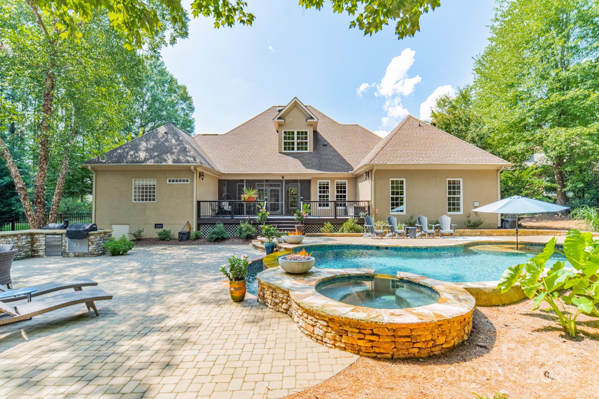 Sailview - Residential