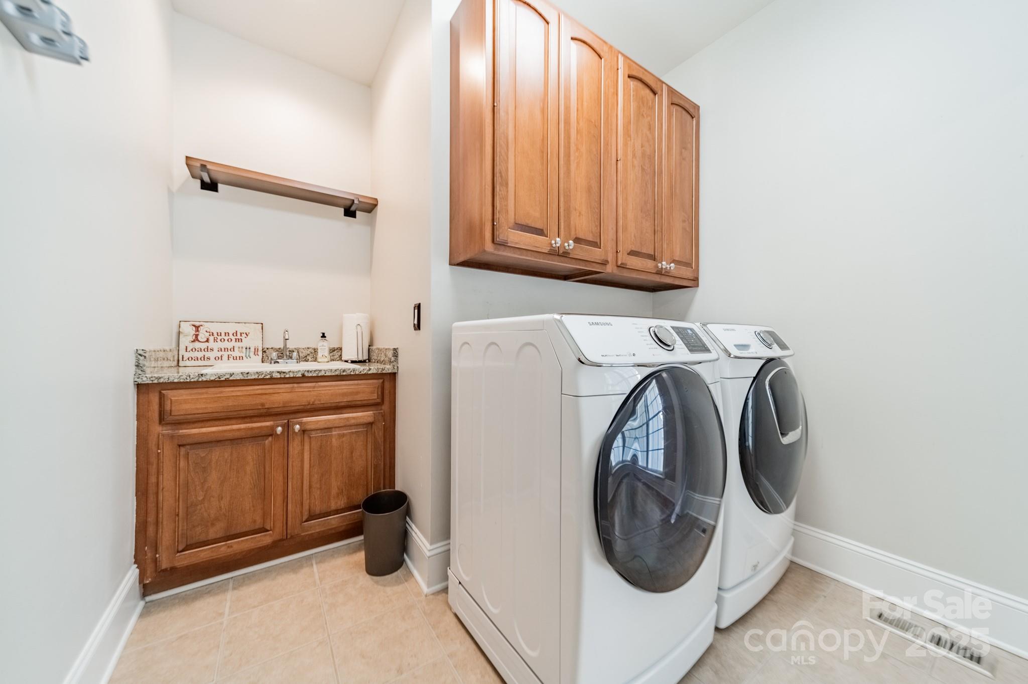 Sailview - Residential