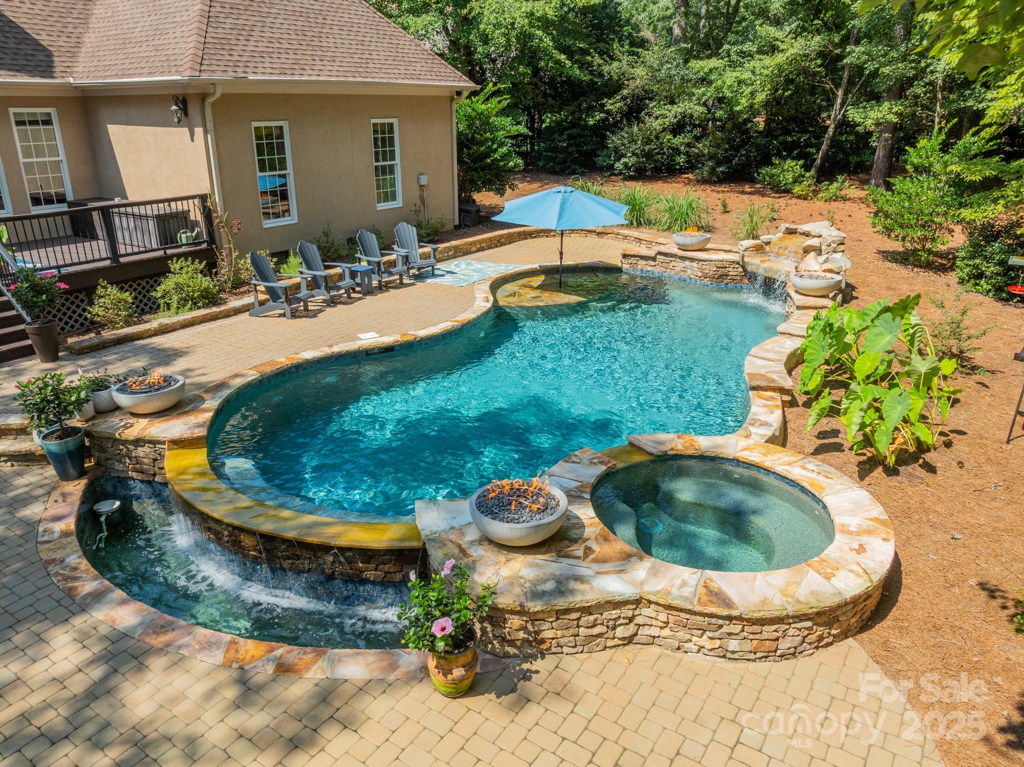 Sailview - Residential