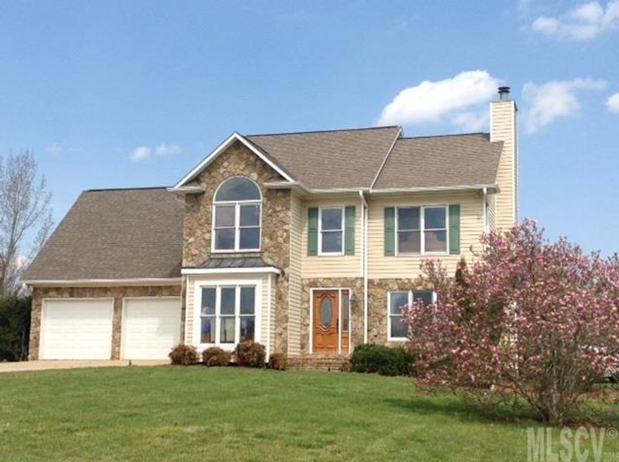 Beautifully Remodeled 4 Bedroom in Walnut Creek! Lovely wood and tile floors on main with new carpet in upstairs bedrooms. Completely upgraded Kitchen w/granite counter tops, lovely tile backsplash & stainless appliances. Master offers a lovely remodeled BA w/walk-in tiled shower, separate tiled tub, Stone vanity top/sink, additional vanity with glass top/sink & walk-in closet w/window. Other Features: 2 Full Baths/1 half Bath, Ceiling Fans, Gas log Fireplace, Deck, Double Garage, beautiful view from backyard. Located on .85 Acres. Upstairs heat pump replaced 4/2016. Call for your private tour today!