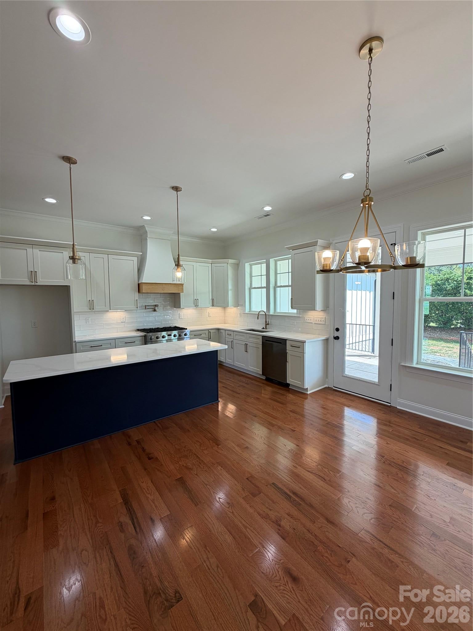 122 Manteo Road