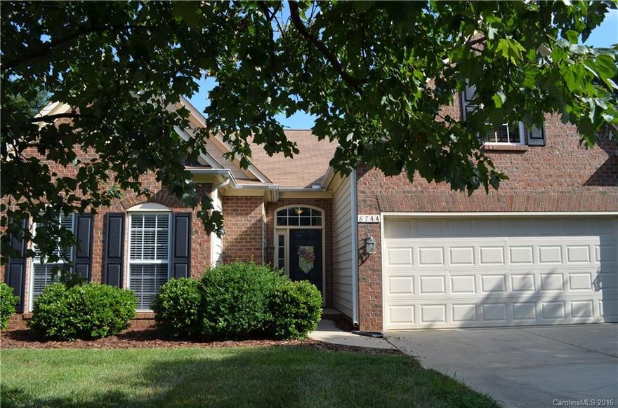 Hard to find Ranch with Bonus Room in Sought After School District! Open Floor Plan, Vaulted Ceilings, Granite Counter-tops, Stainless Appliances, Gas Fireplace in Great Room, Garden Tub & Separate Shower in Master Bath, Beautifully Landscaped Yard with Large Patio and Pergola, New Heat and AC October 2015. Walking Distance to Blakeney Shops and Restaurants