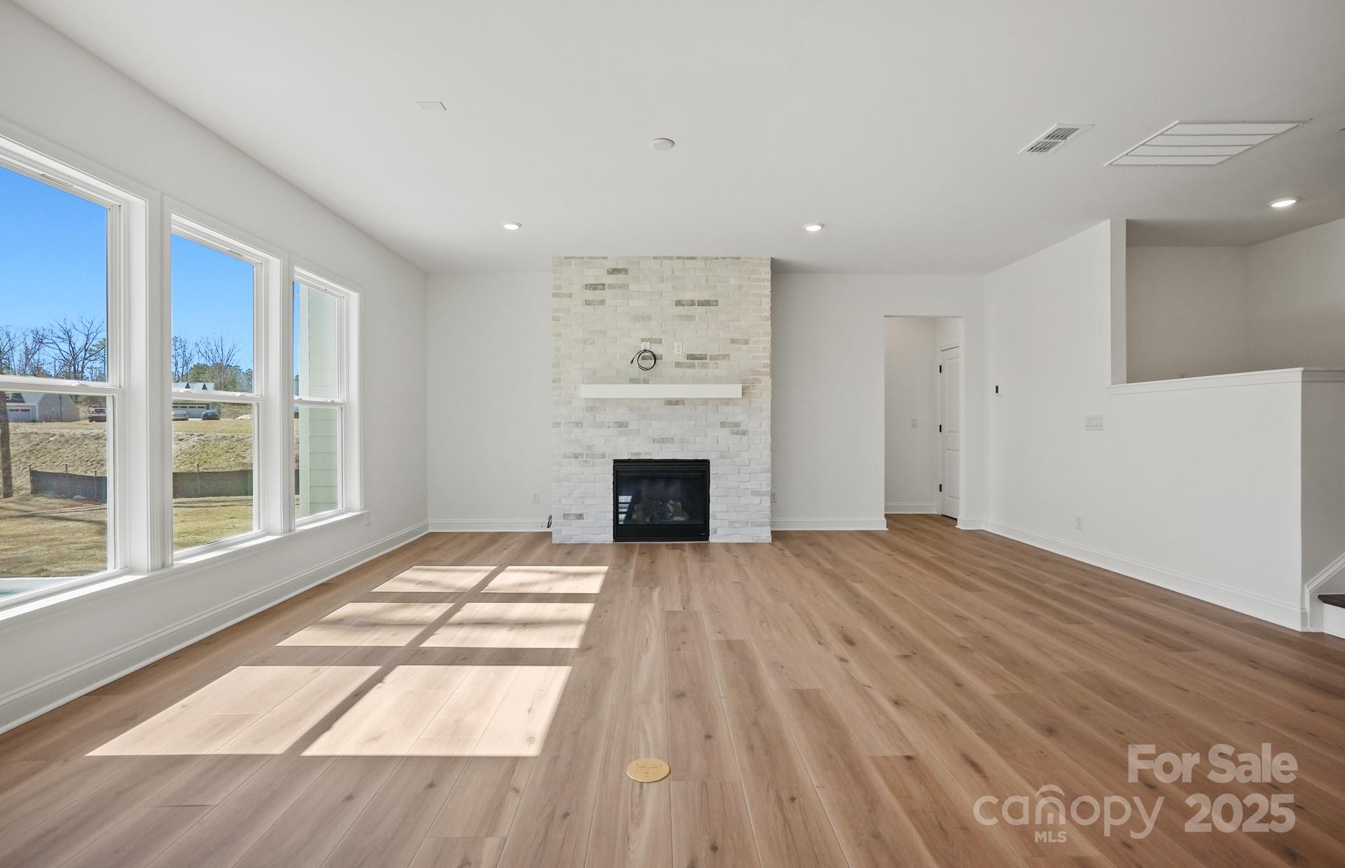 Kinsdale - Residential