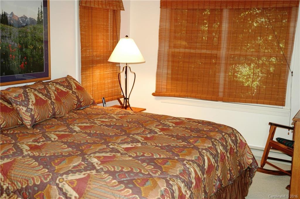 Mount Mitchell Lands - Residential