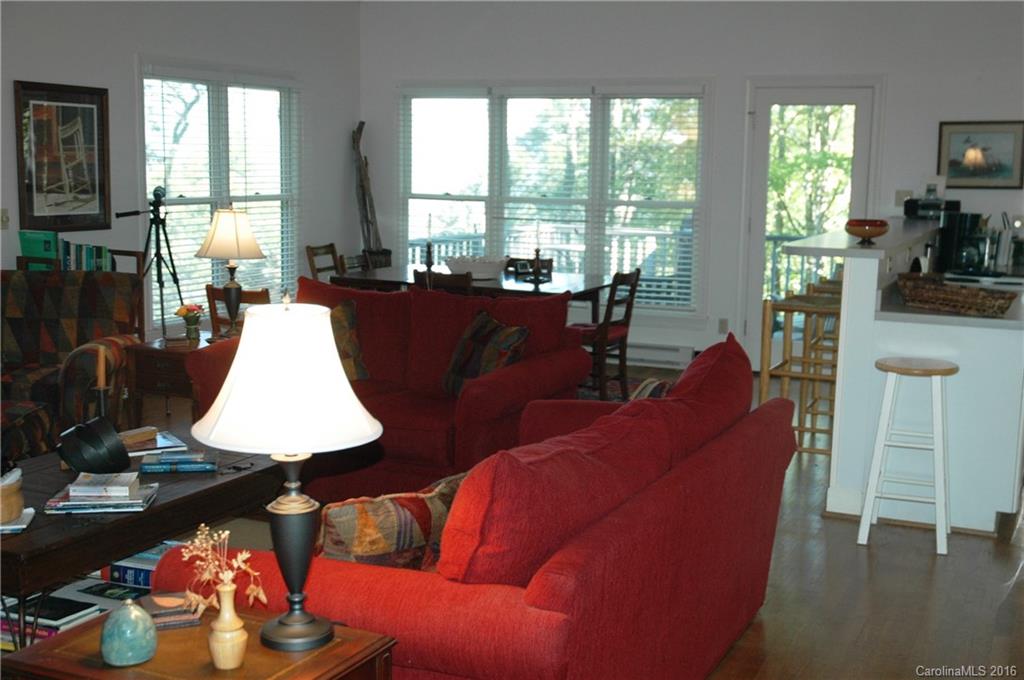 Mount Mitchell Lands - Residential