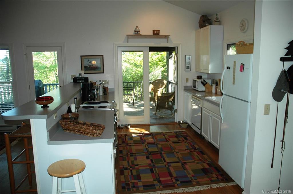 Mount Mitchell Lands - Residential