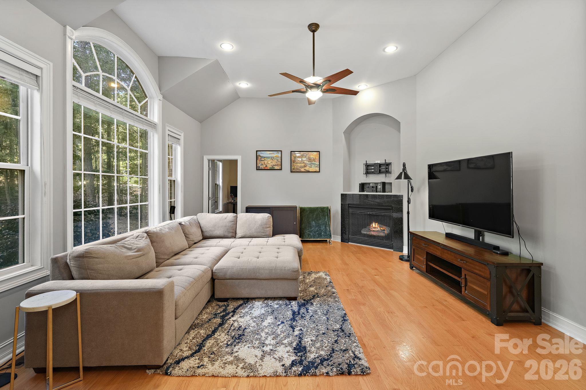 1491 Woodbend Court