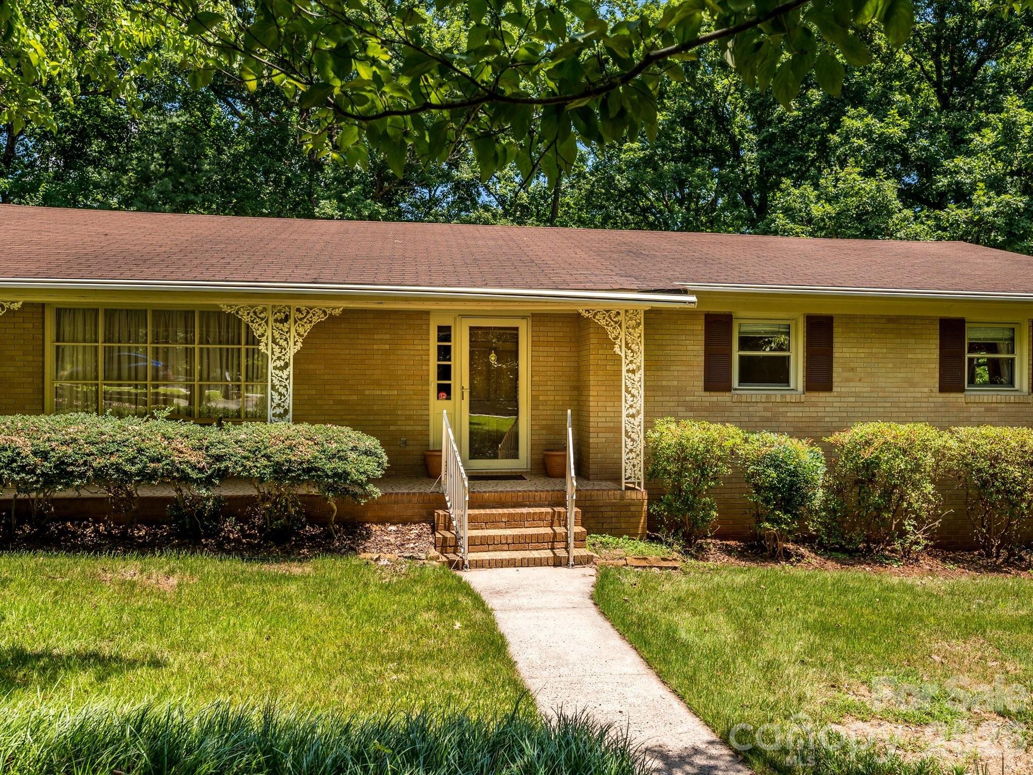 3712 Brookwood Road