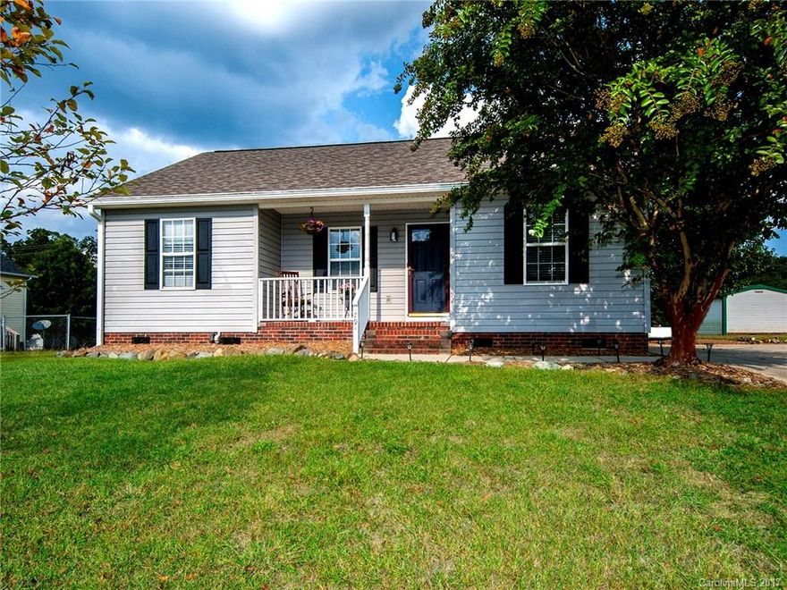 Super Cute Ranch home in Taylor Oaks!  This home features hardwood flooring in the living room, freshly painted cabinets and main living area, open floor plan, large yard with storage building,  and more.  Give us a call today!