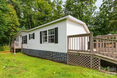 Photo of 205 Sleepy Hollow Drive, Mars Hill, NC 28754 (MLS # 4371862)