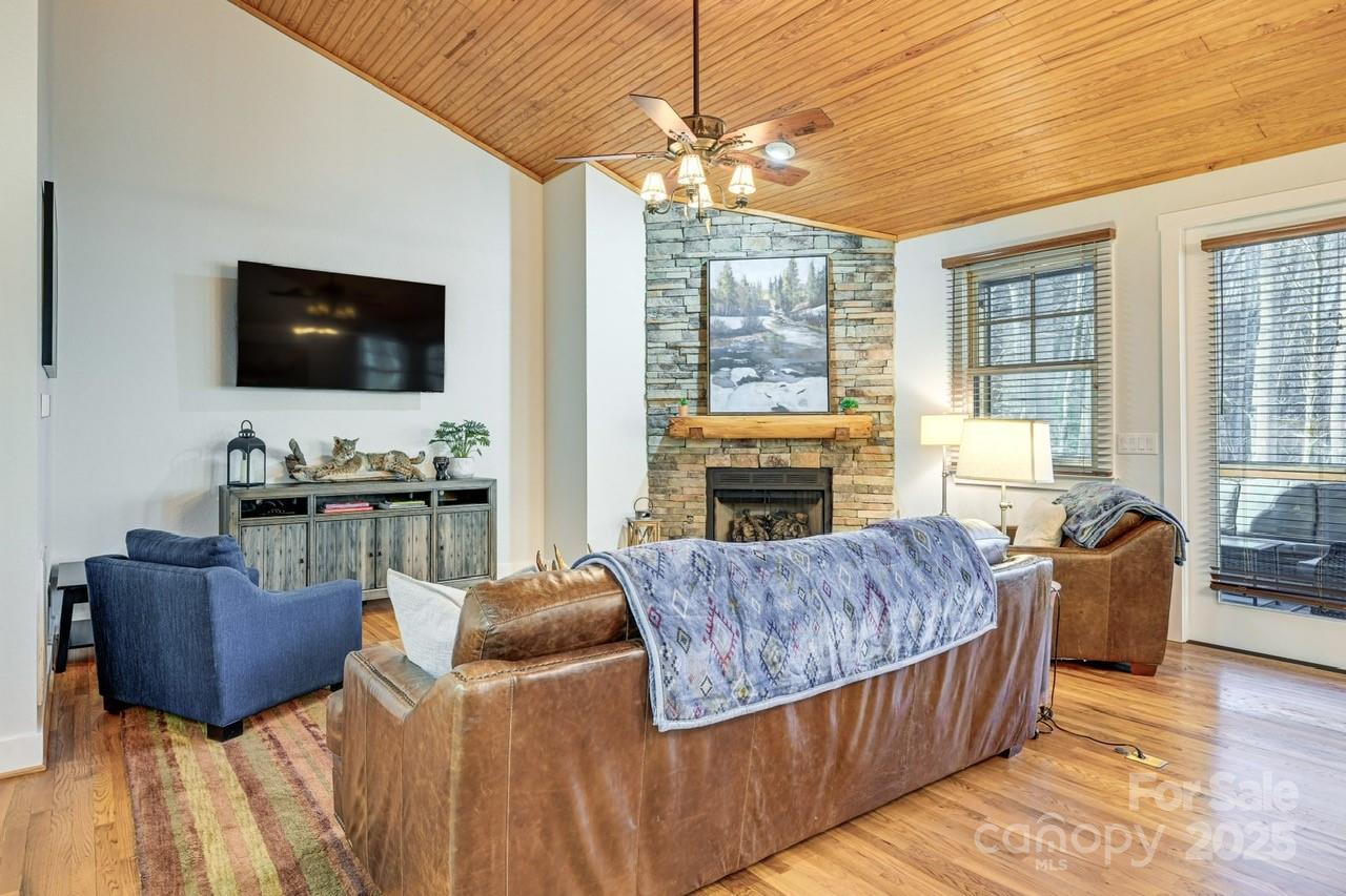 220 Boulder Creek Lane