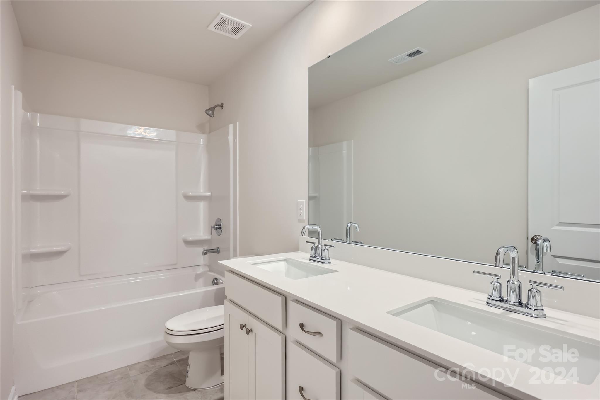 Falls Cove at Lake Norman - Residential