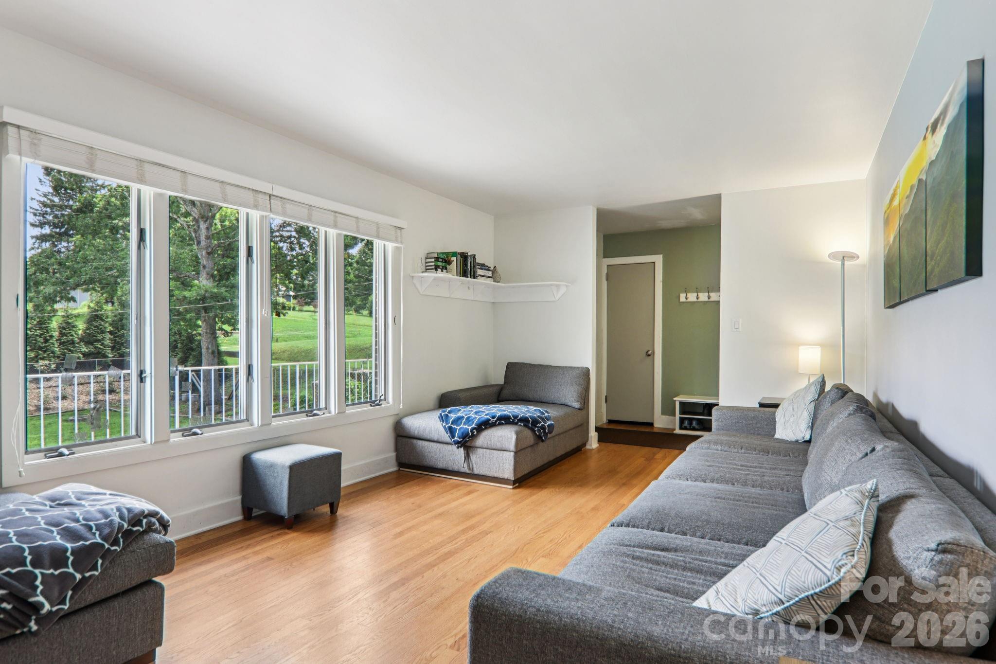 318 Old Leicester Highway