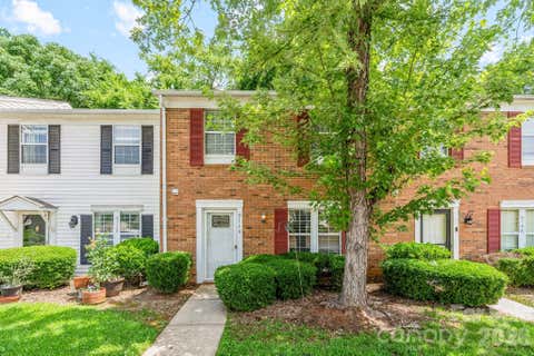 Photo of 9710 Old Gate Drive, Matthews, NC 28105 (MLS # 4389990)