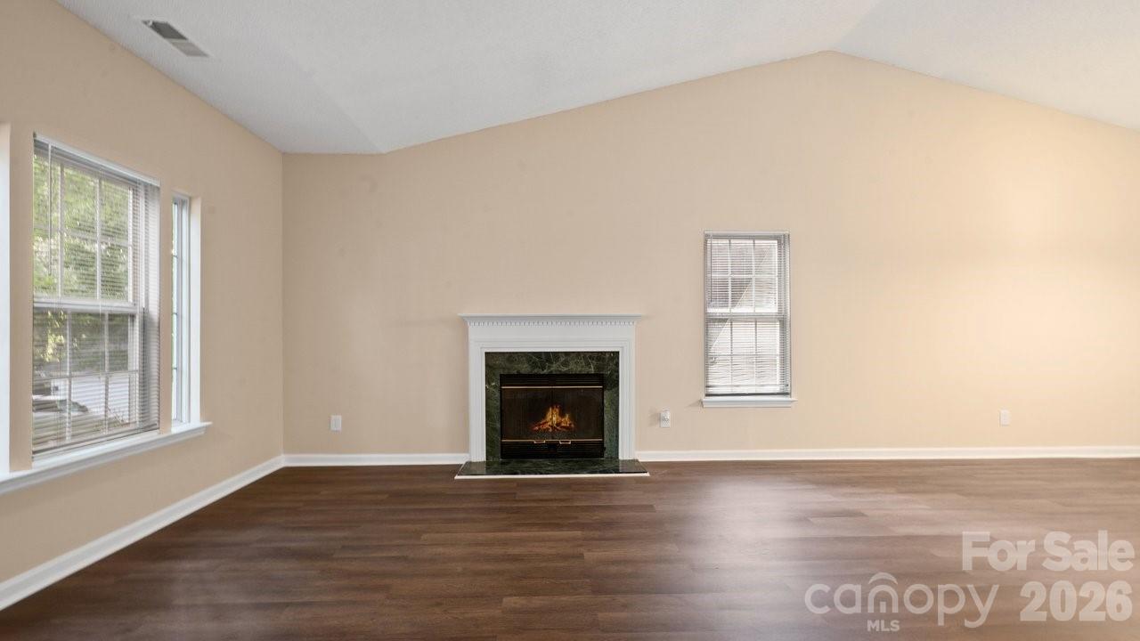 5322 Chinemist Court