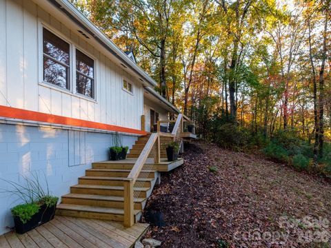Photo of 359 Rainbow Lake Drive, Brevard, NC 28712 (MLS # 4364404)