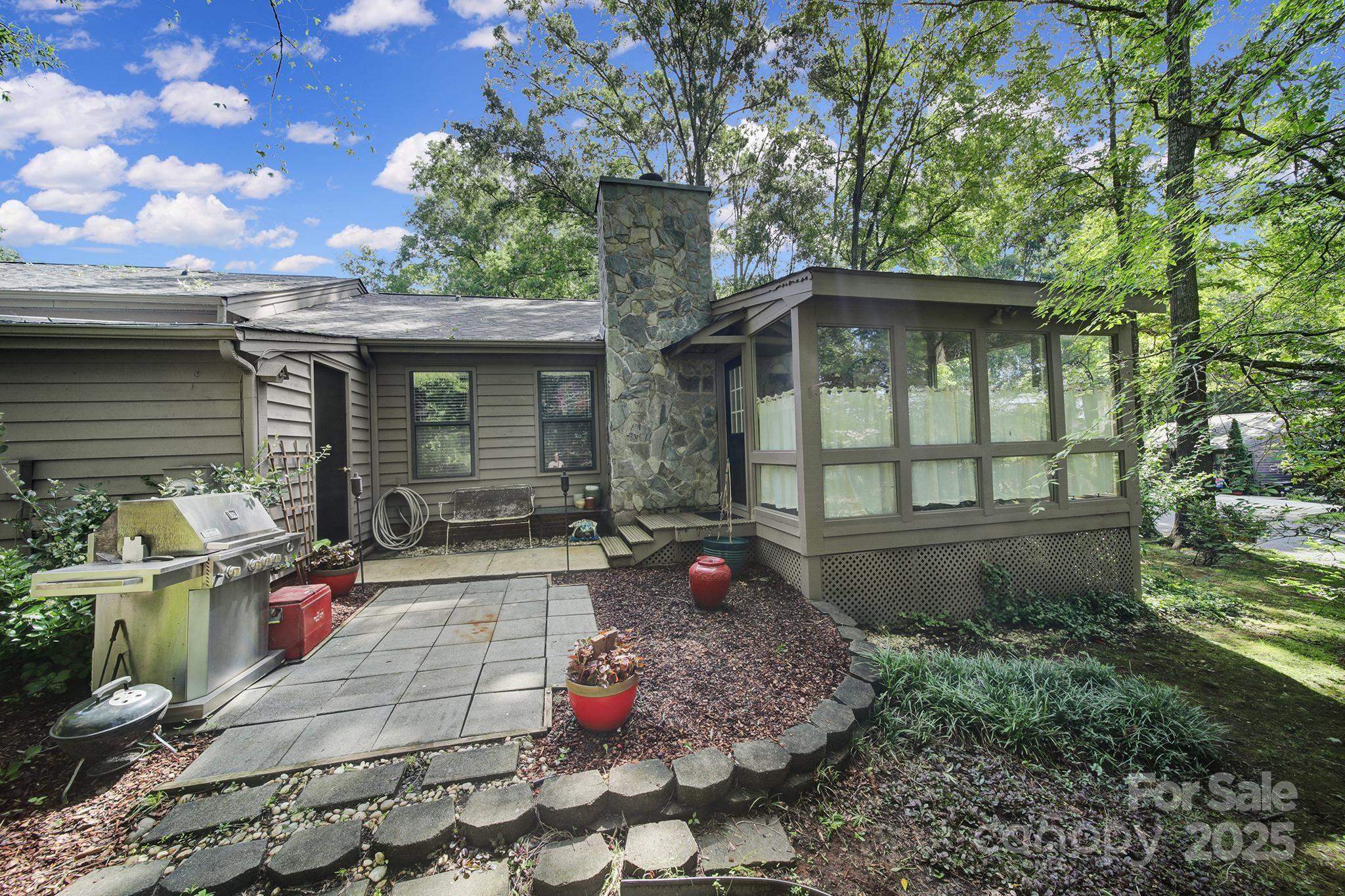 Dogwood Hills - Residential