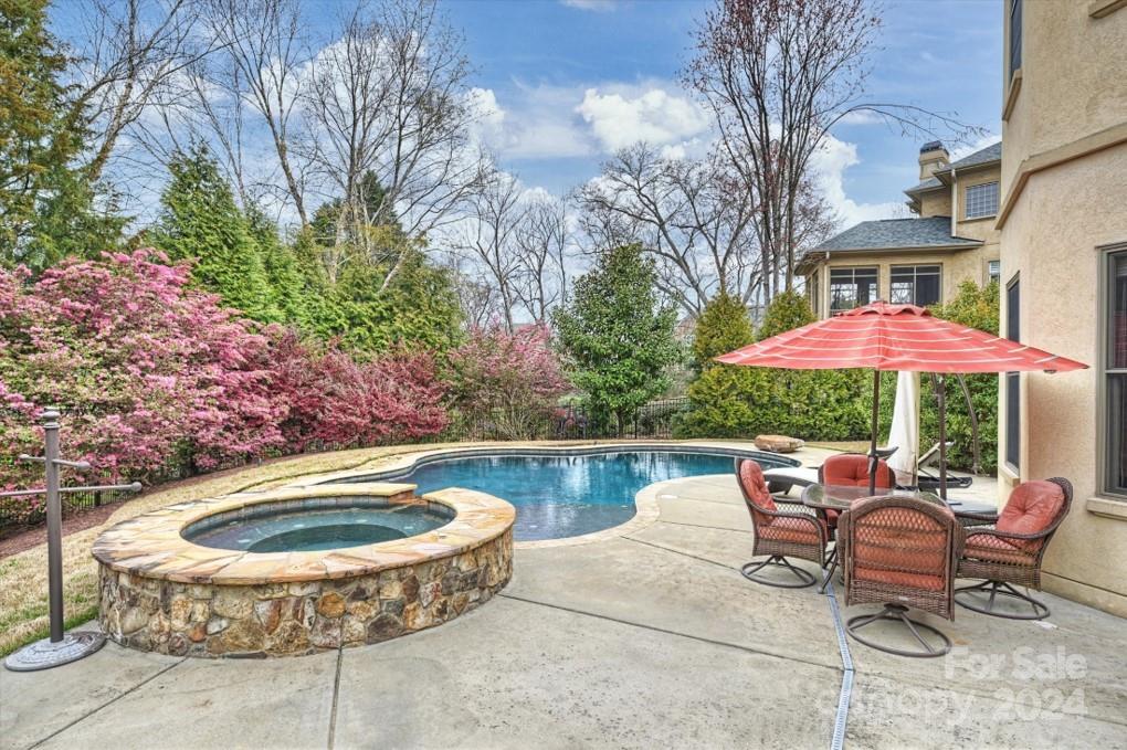 Stonecroft - Residential