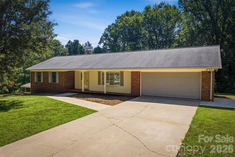 Photo of 1208 35th Street Place NE #8, Conover, NC 28613 (MLS # 4405969)