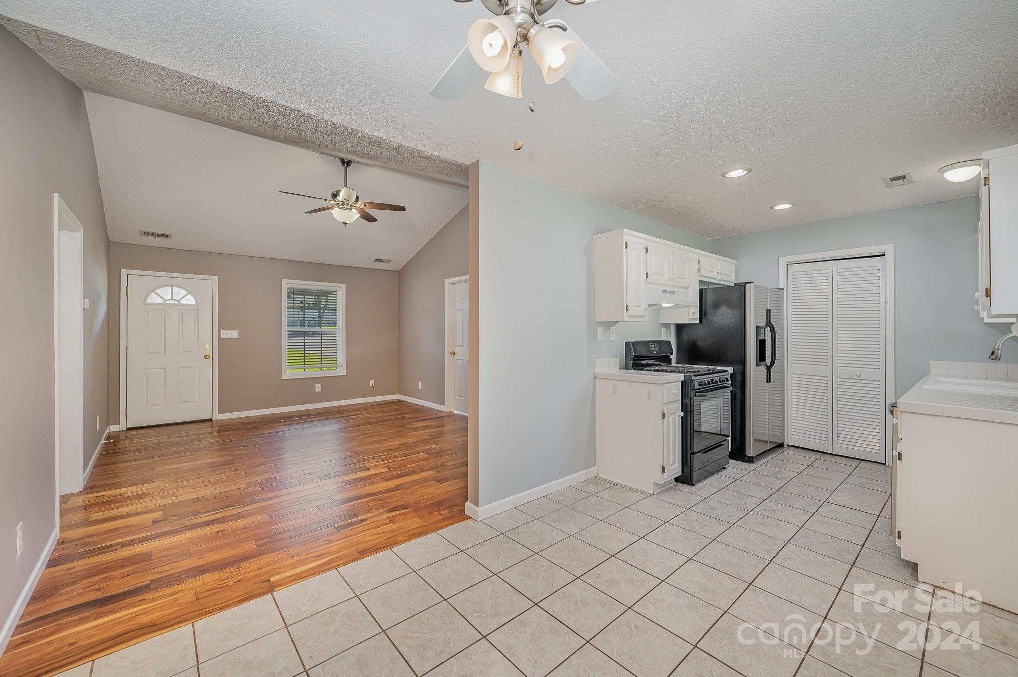 Pecan Grove - Residential