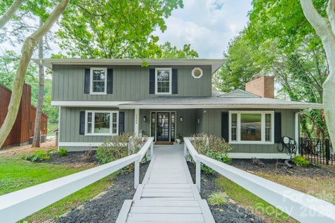 Photo of 1026 Bounty Lane, Fort Mill, SC 29708 (MLS # 4385878)