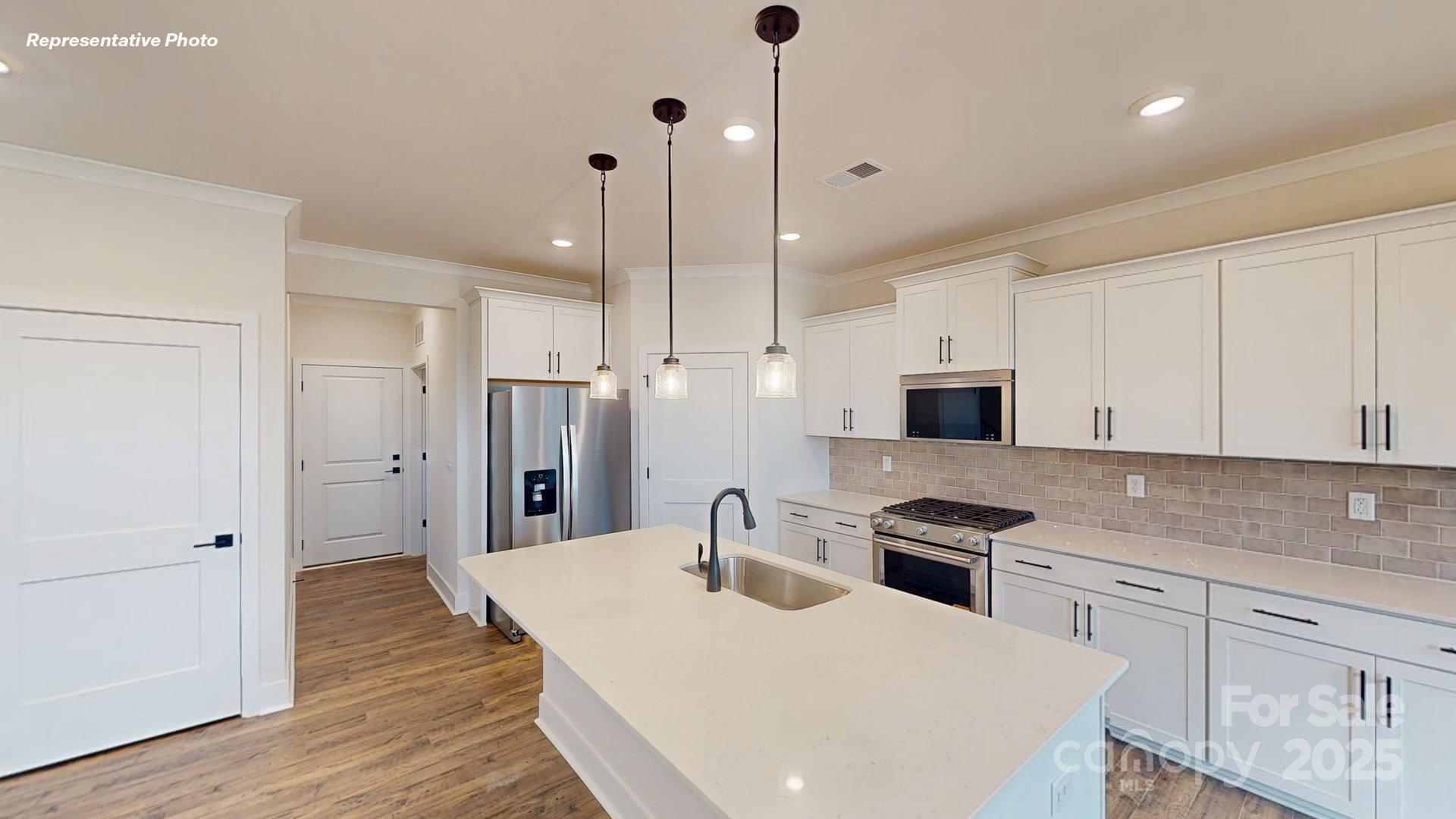 2061 Skyhawk Drive