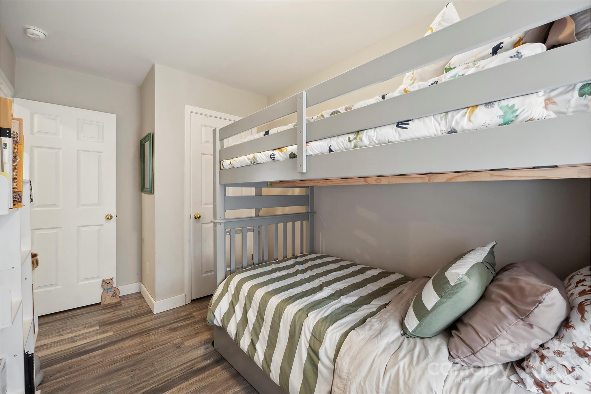 Laurel Place - Residential