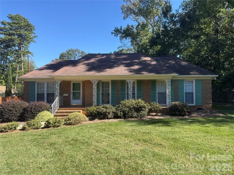 Photo of 4911 Fairheath Road, Charlotte, NC 28210 (MLS # 4435939)