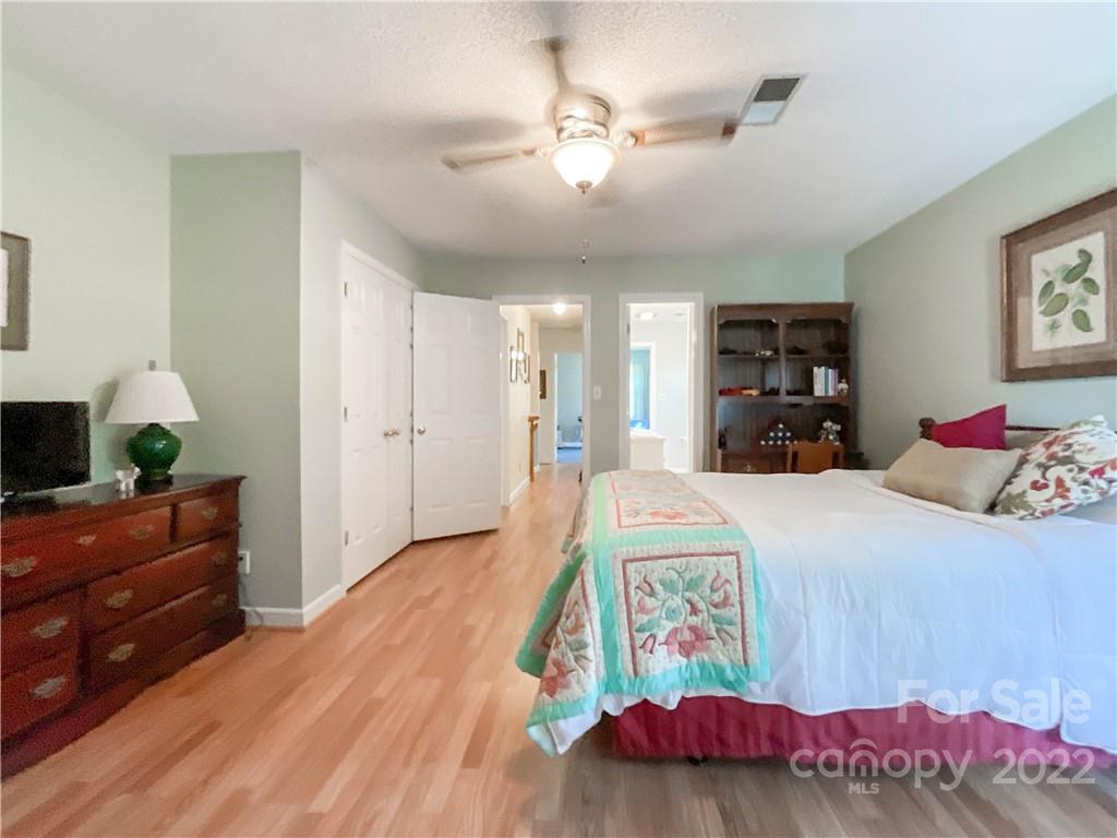 Shady Creek - Residential