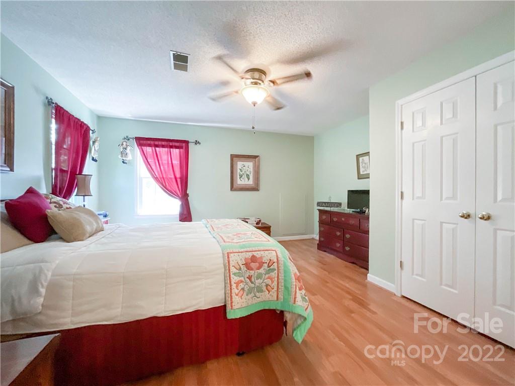 Shady Creek - Residential