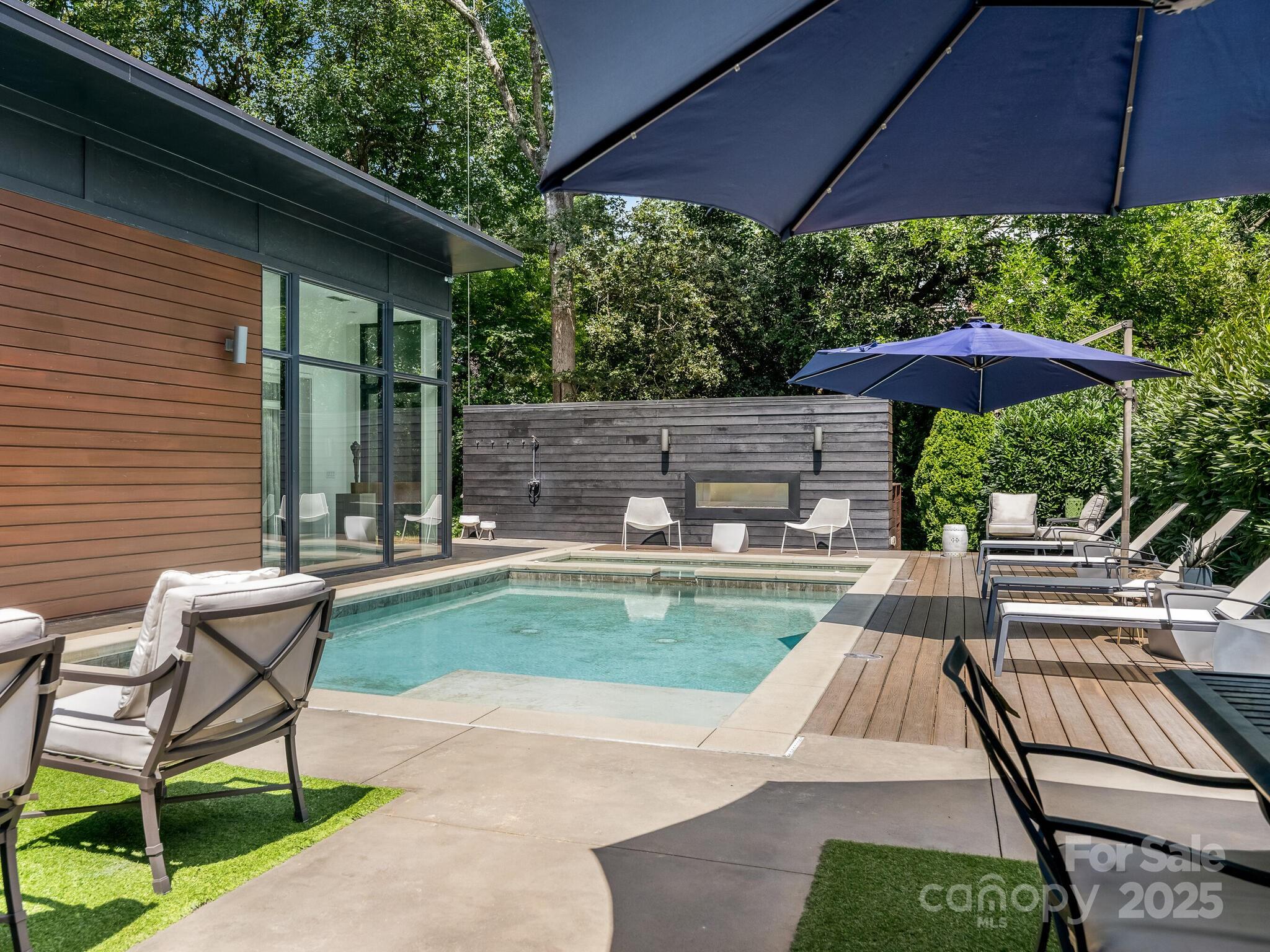 Foxcroft Hills - Residential