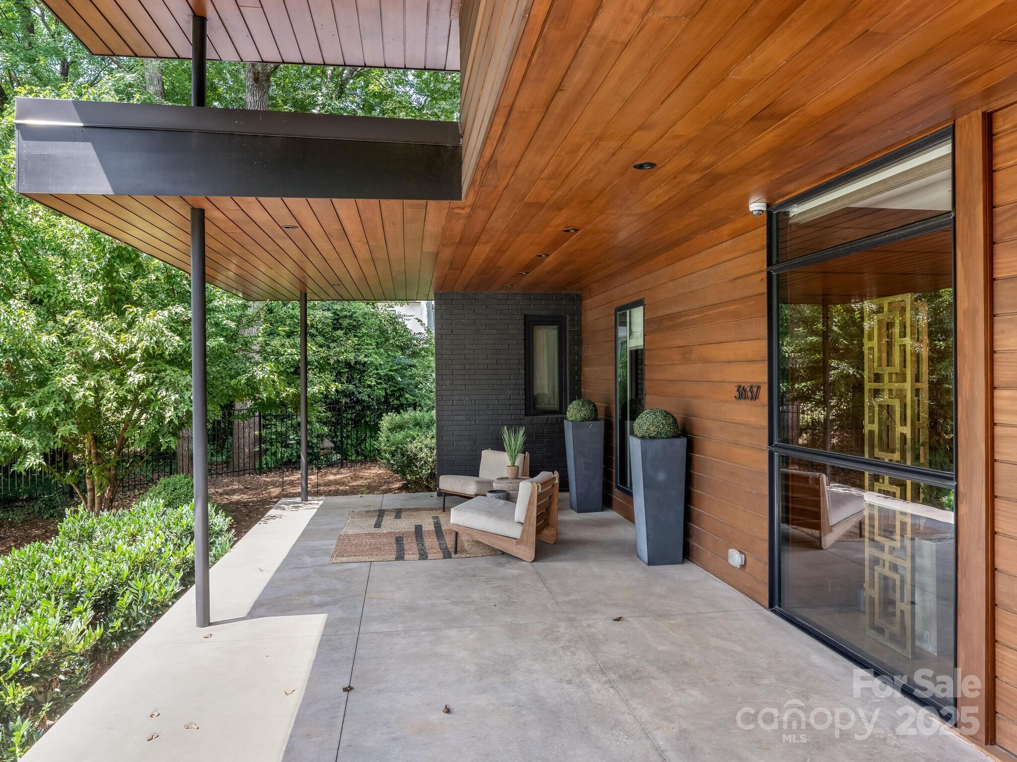 3637 Pelham Lane