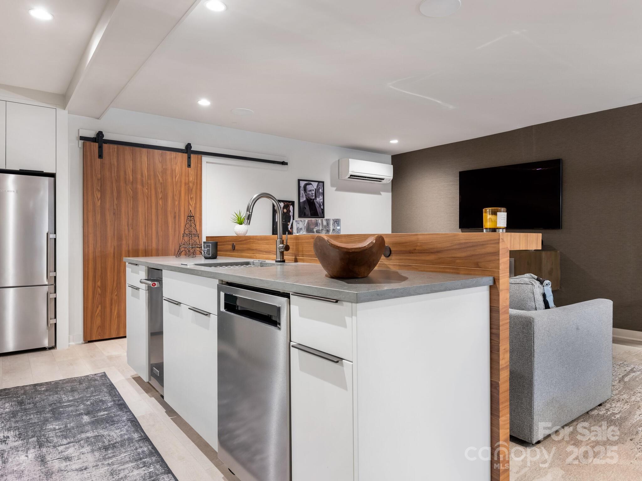 Foxcroft Hills - Residential