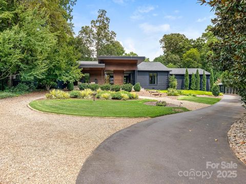 Photo of 3637 Pelham Lane, Charlotte, NC 28211 (MLS # 4298211)