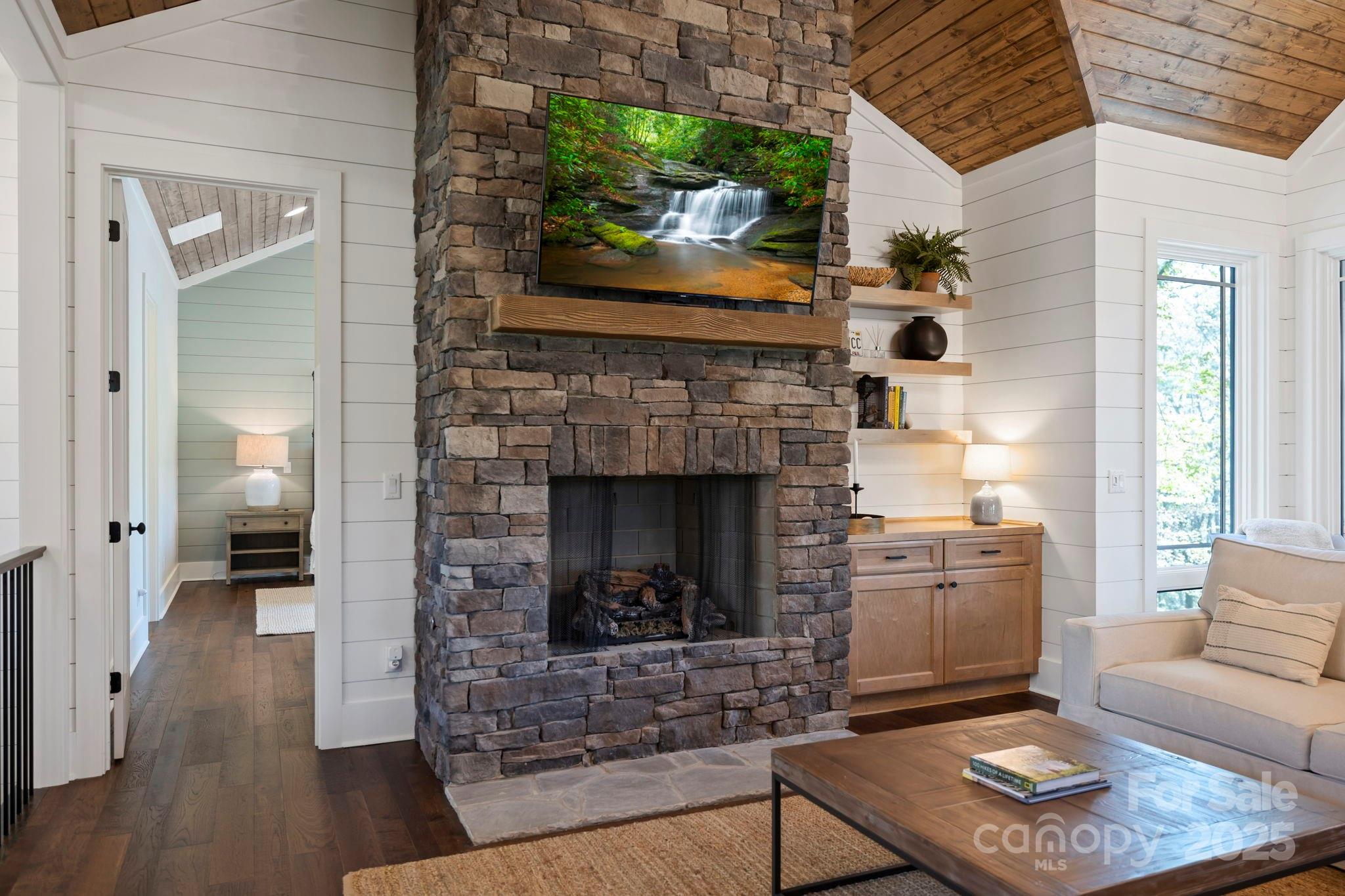 Lake Toxaway Estates - Residential