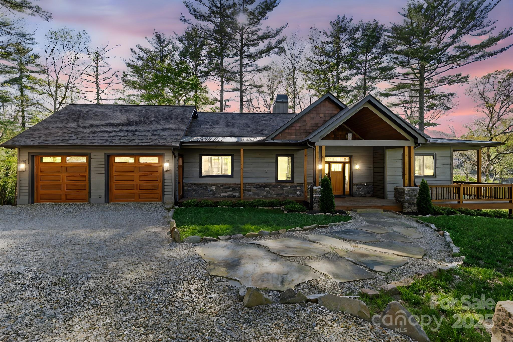 1048 Cherokee Trace