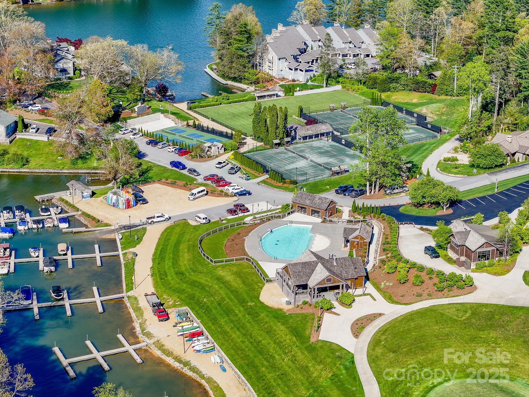 Lake Toxaway Estates - Residential