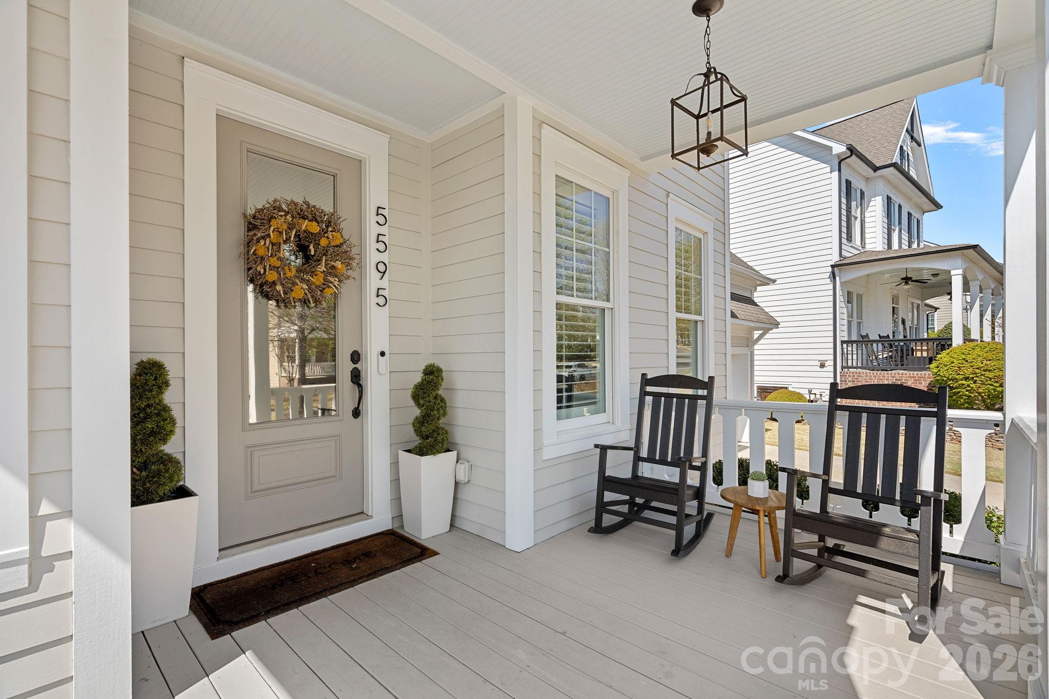 5595 Morris Hunt Drive