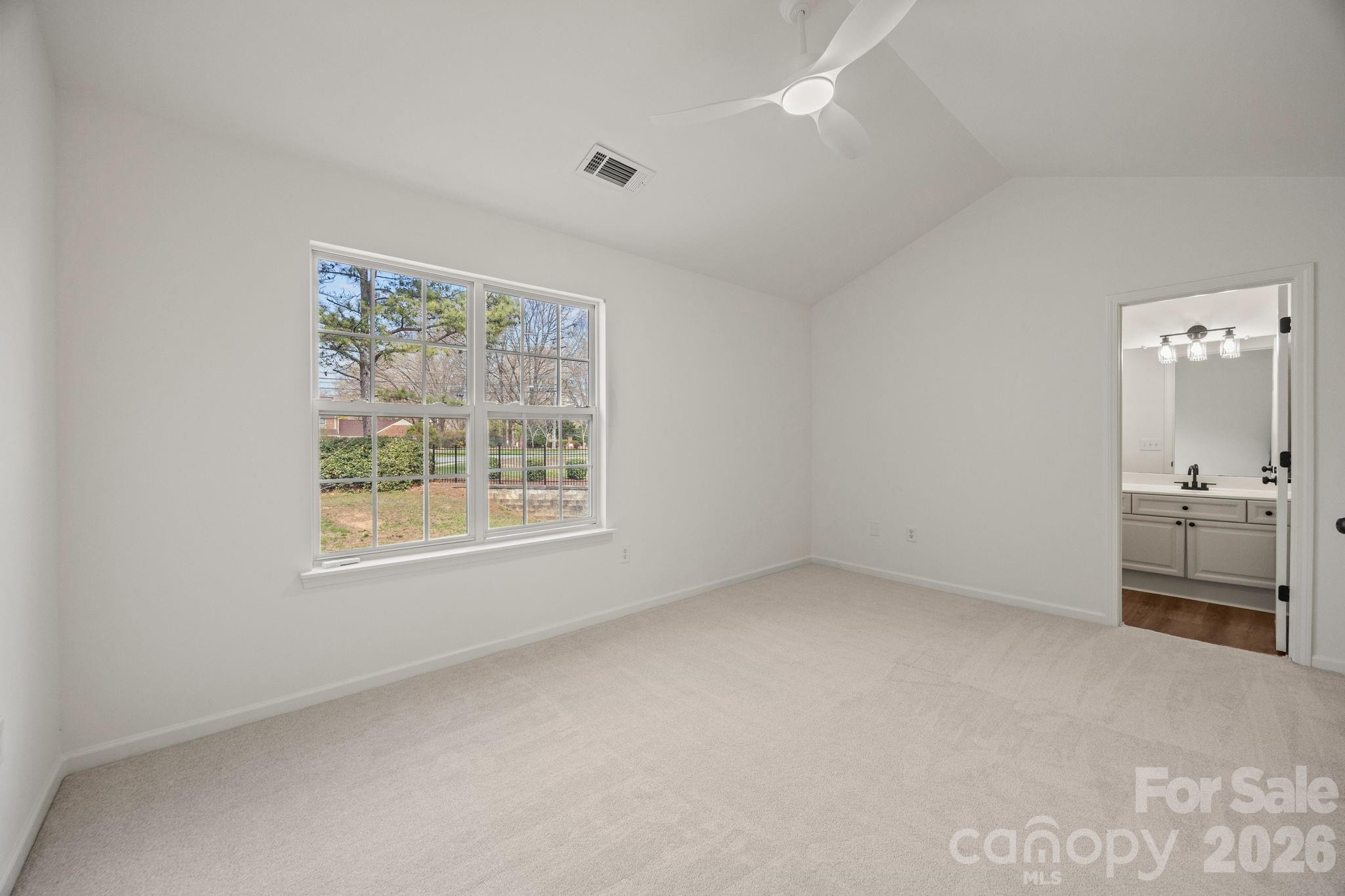 Elizabeth Townes - Residential