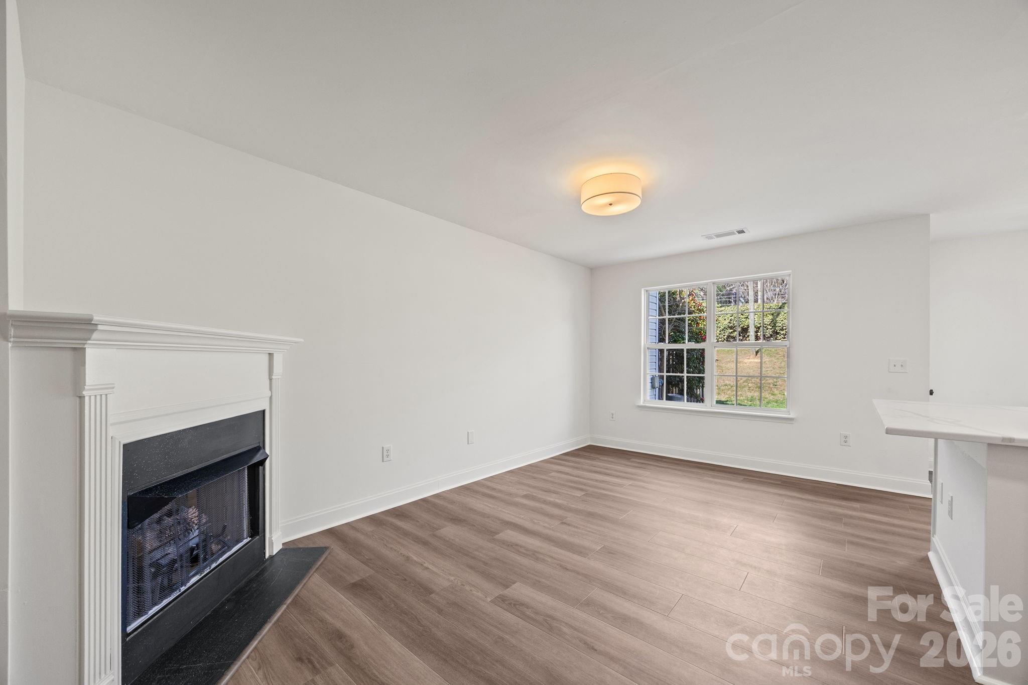 9512 Elizabeth Townes Lane