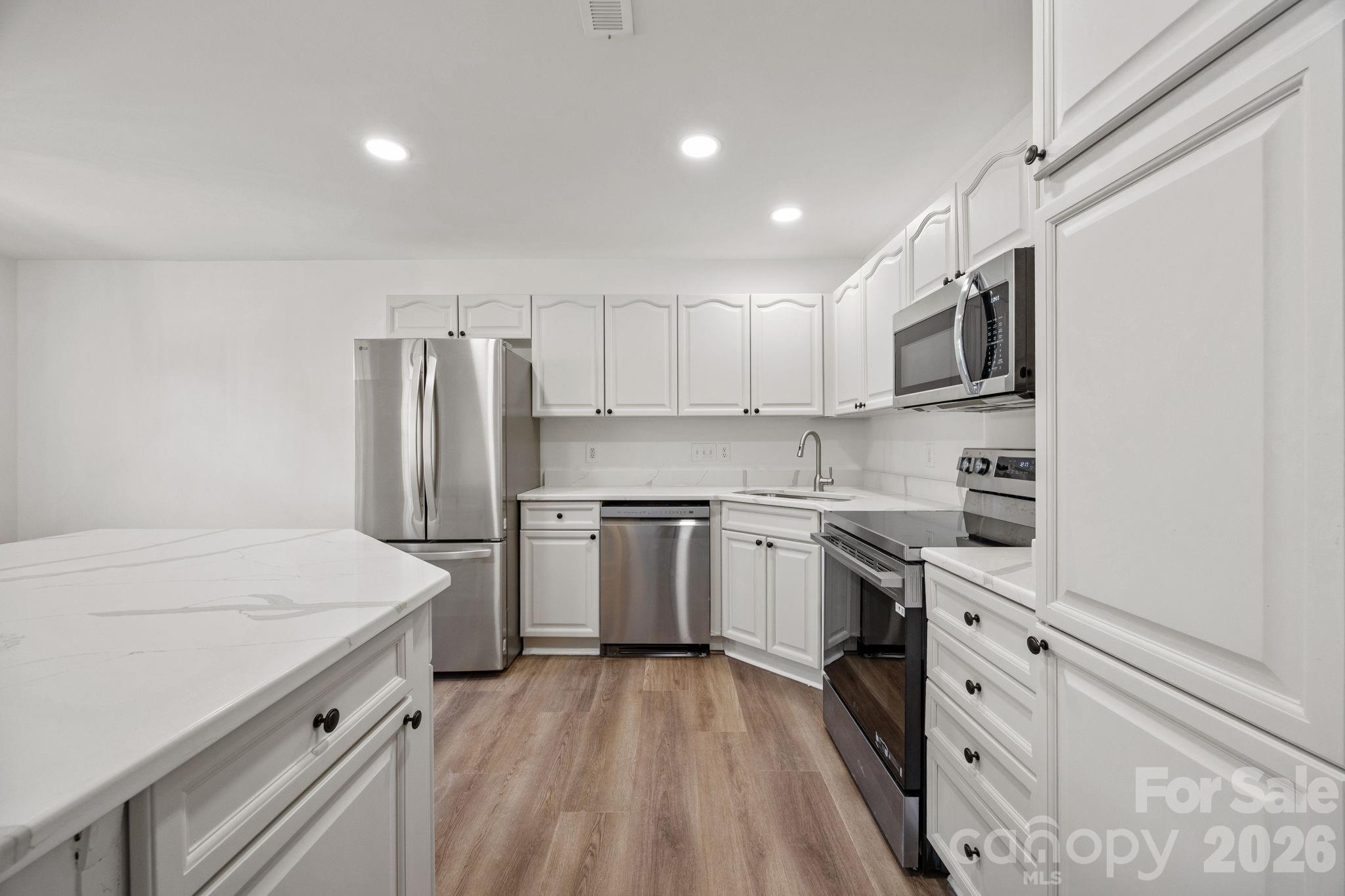 9512 Elizabeth Townes Lane