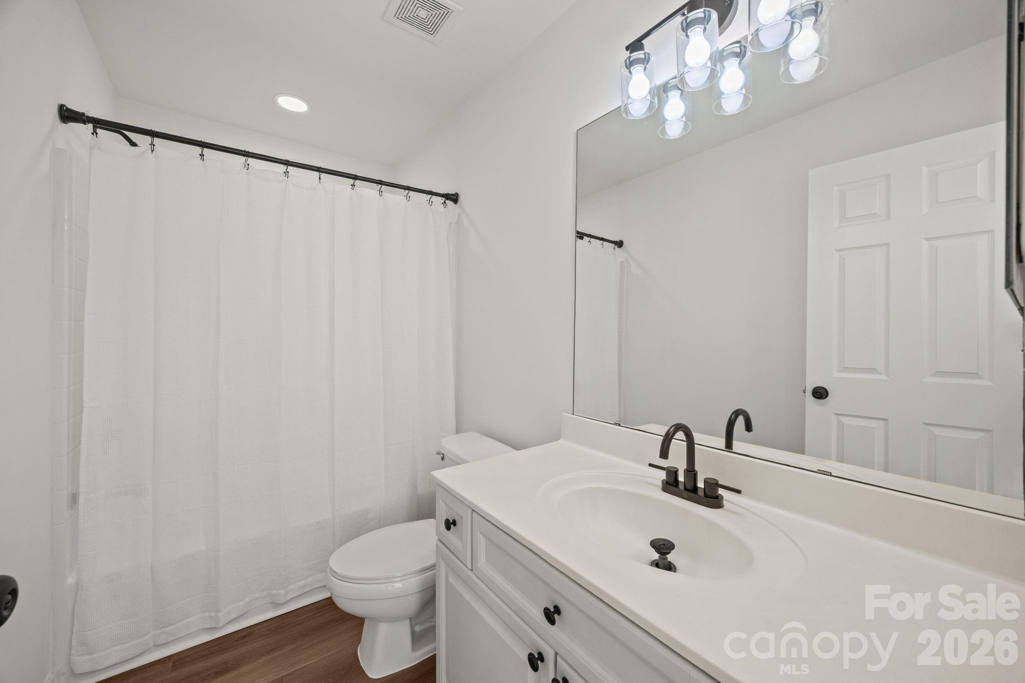 Elizabeth Townes - Residential