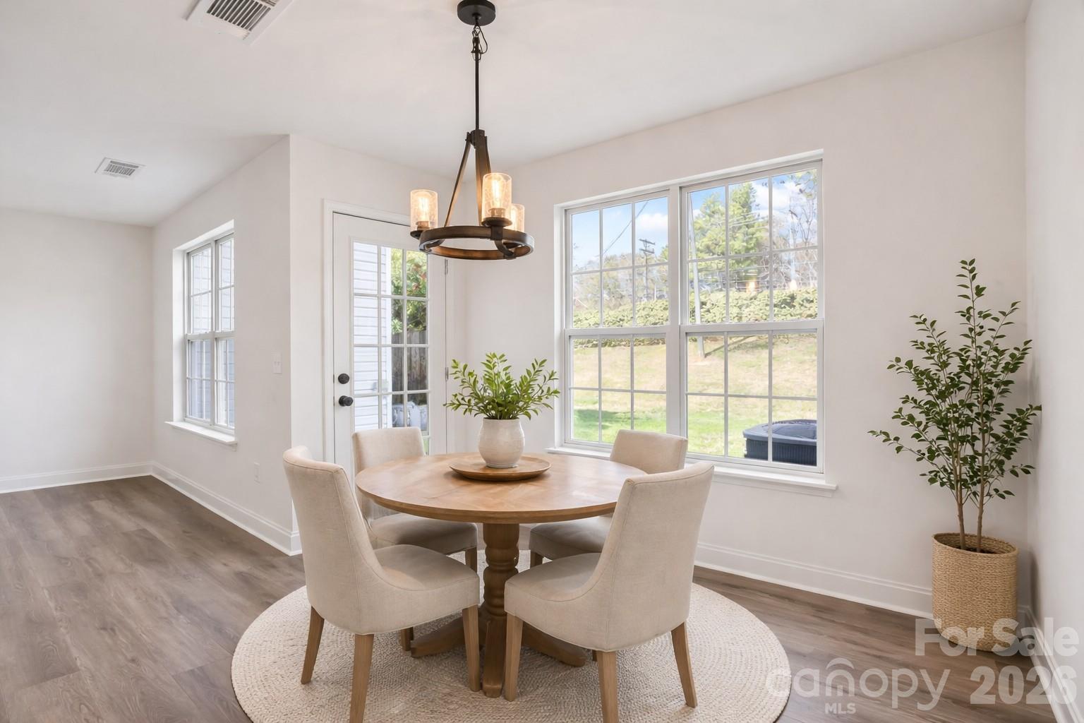 Elizabeth Townes - Residential