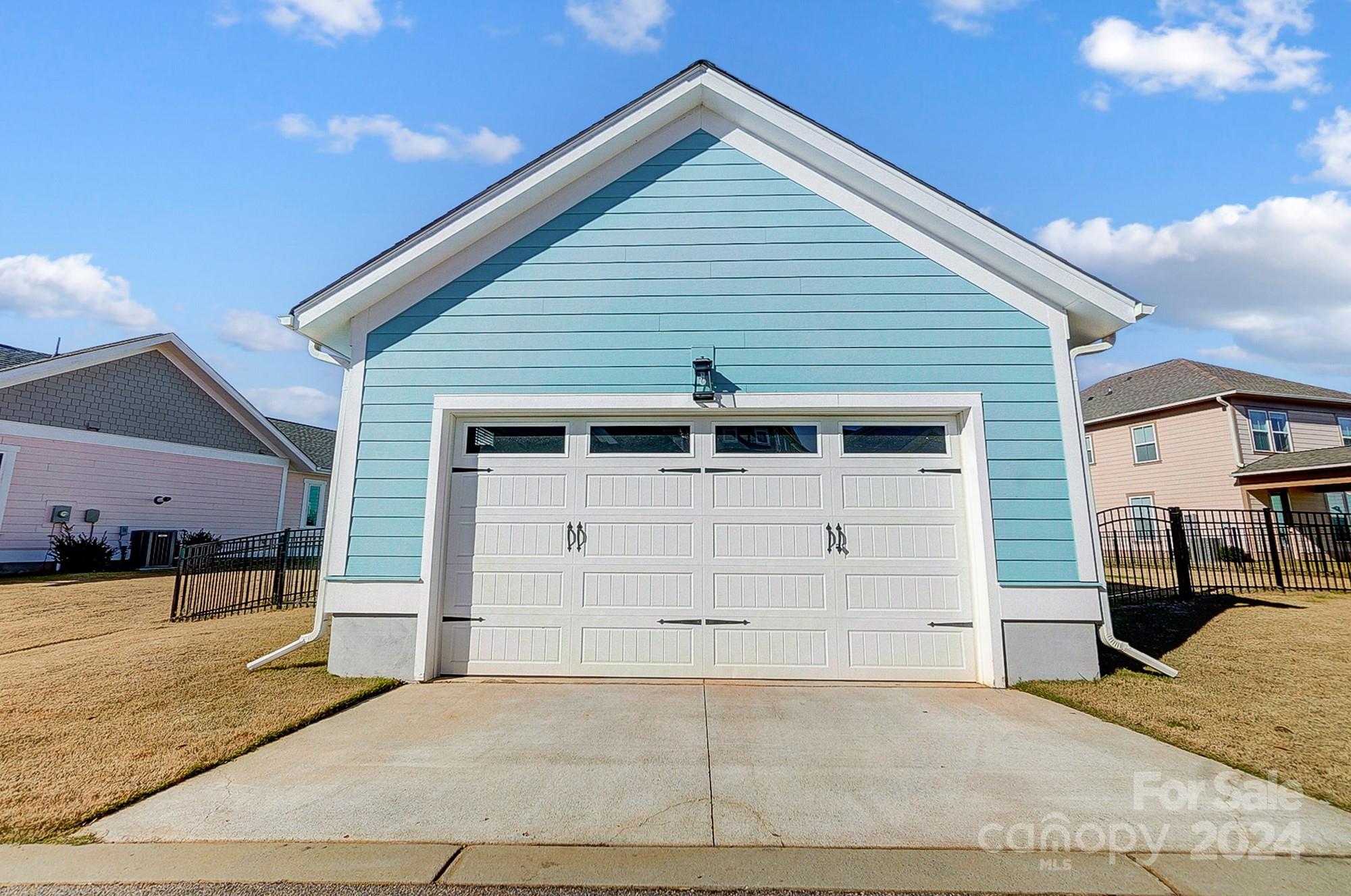 Riverwalk - Residential