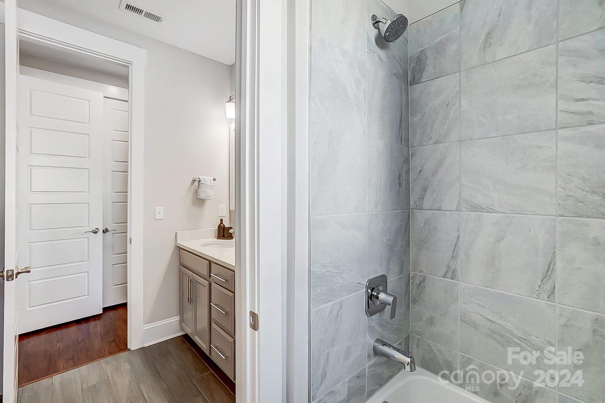 Riverwalk - Residential