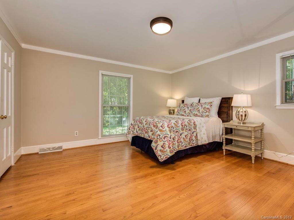 Singing Springs - Residential