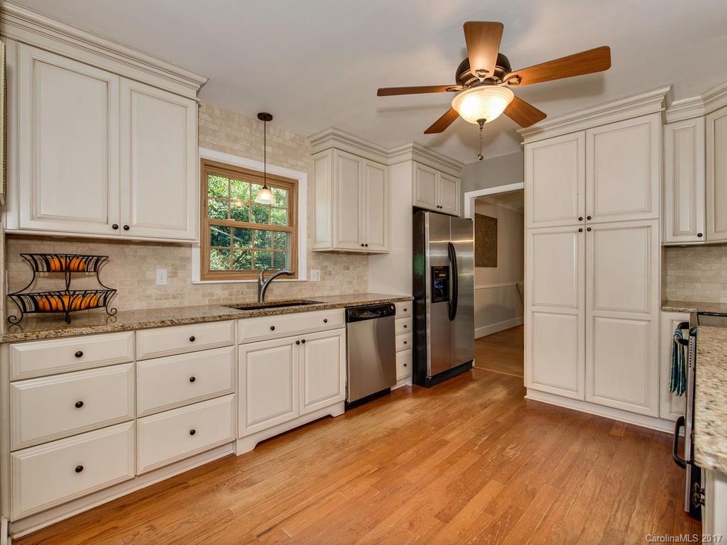 Singing Springs - Residential