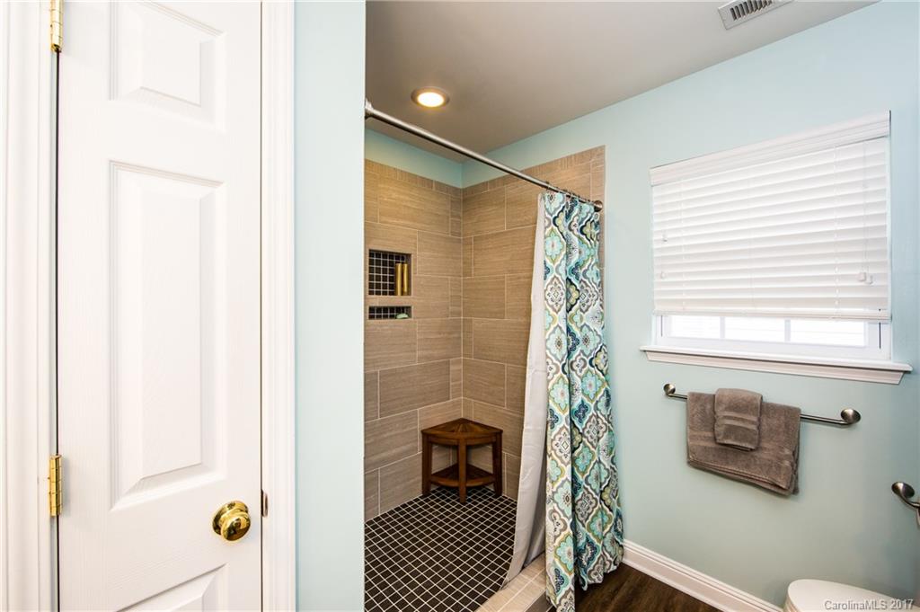 Oakbrooke - Residential