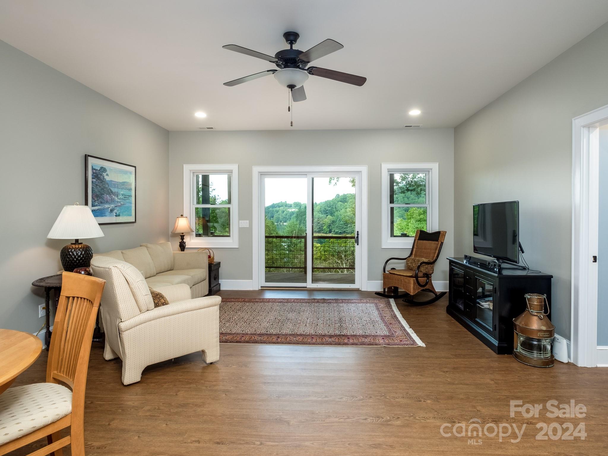 Connestee Falls - Residential